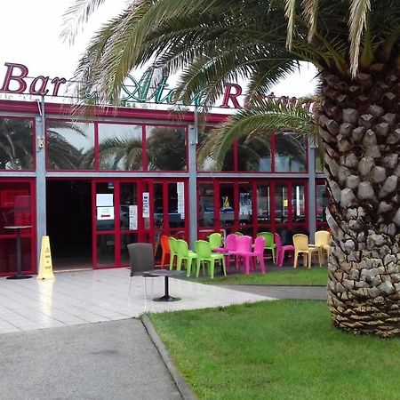 La Carabasse Hotel Vias Exterior photo